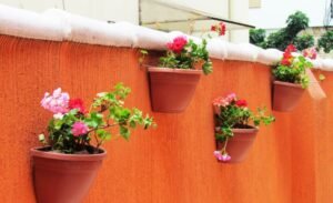 Arranjos de Flores na parede