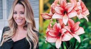 mulher com buquê de flores ao lado