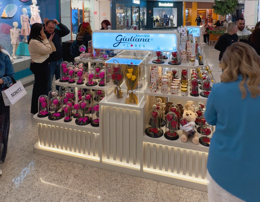 Giuliana Flores inaugura sua primeira franquia no Shopping ABC e dá início à sua expansão nacional