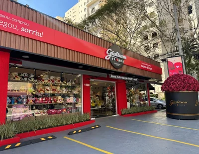 Horário de Funcionamento das Lojas Giuliana Flores para o Fim de Ano 2025/2026